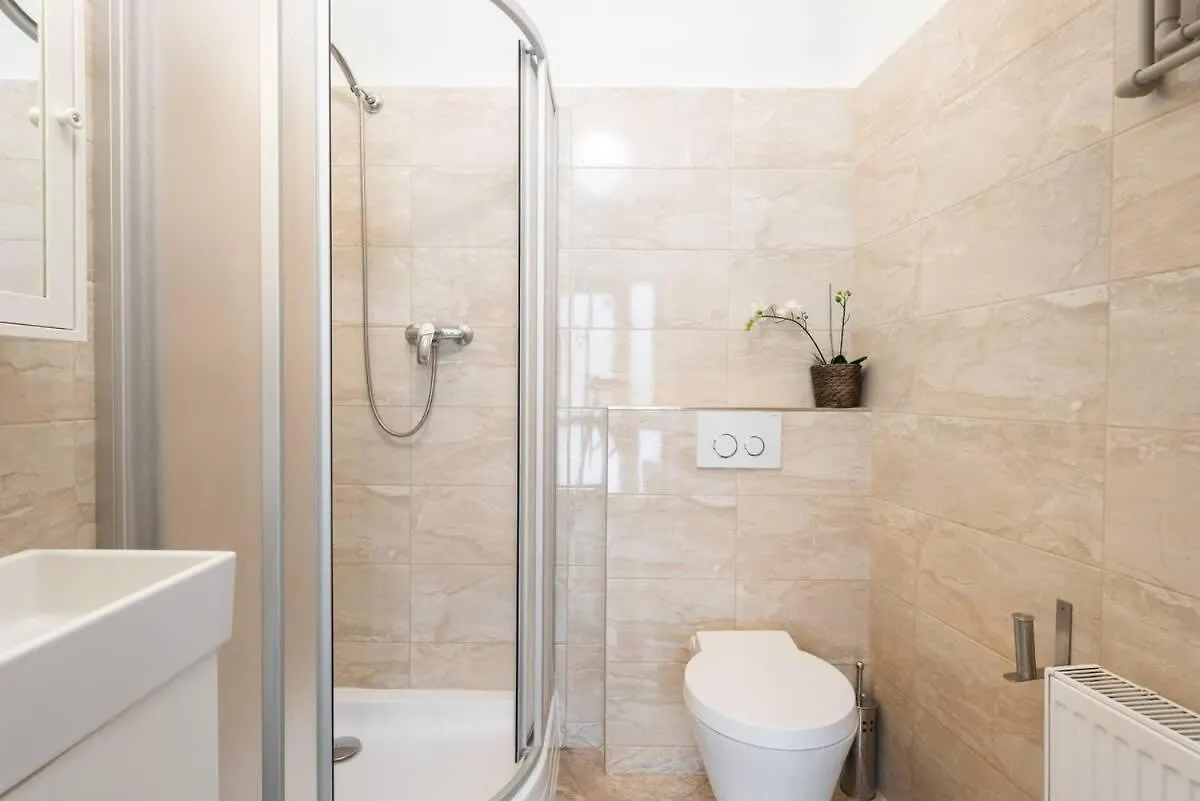 Adorable Cozy Studio In Central Praga